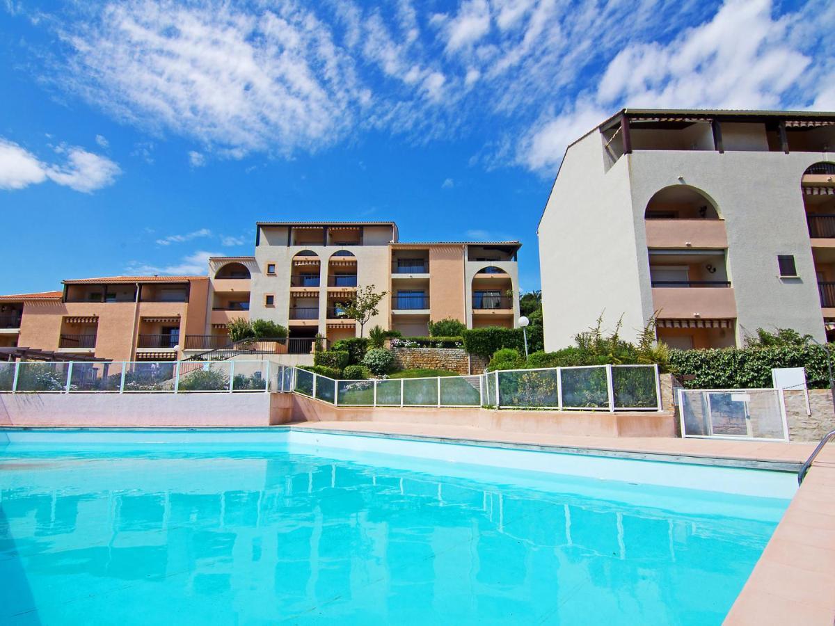 Apartment Le Domaine De La Gaillarde-16 By Interhome Les Issambres Exterior photo